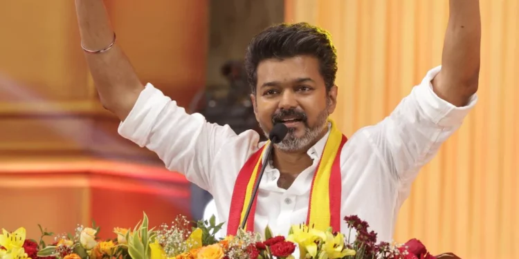 സ്ത്രീകൾക്ക് മാസം 2,500, സൗജന്യ എൽപിജി സിലിണ്ടർ, വധുക്കൾക്ക് സ്വർണവും പട്ടുസാരിയും; ടിവികെയുടെ പ്രകടനപത്രിക