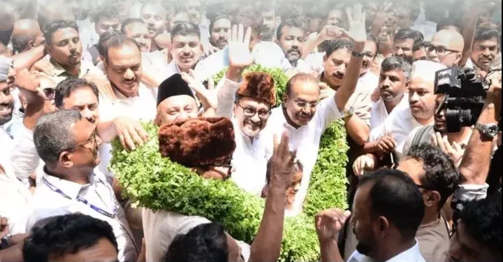 “വയനാട് പുനരധിവാസം വേഗത്തിൽ പൂര്‍ത്തിയാക്കും”; ജനക്ഷേമം മുൻഗണനയെന്ന് സാദിഖലി ശിഹാബ് തങ്ങൾ