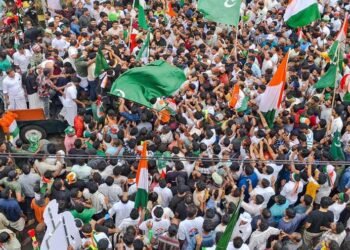 പതിവ് തെറ്റിച്ച് ആദ്യ ഫലസൂചനകൾ; പോസ്റ്റൽ ബാലറ്റിൽ ലീഡ് ചെയ്ത് യു.ഡി.എഫ്
