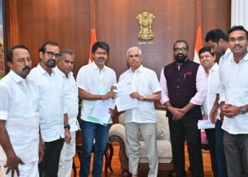 വിജയ് മുഖ്യമന്ത്രിയാകും; 120 എം.എൽ.എമാരുടെ പിന്തുണ ഉറപ്പിച്ച് നാളെ സത്യപ്രതിജ്ഞ