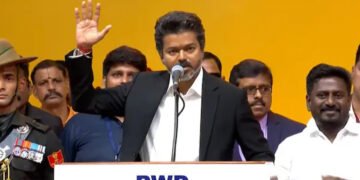 ഇനി തമിഴകത്തിന്‍റെ ‘തലൈവർ’; വിജയ് മുഖ്യമന്ത്രിയായി അധികാരമേറ്റു