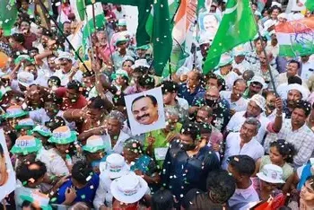 ഇ.വി.എം എണ്ണൽ തുടങ്ങി; യു.ഡി.എഫിന് മുന്നേറ്റം, ആദ്യ മണിക്കൂറിൽ 87 സീറ്റുകളിൽ ലീഡ്