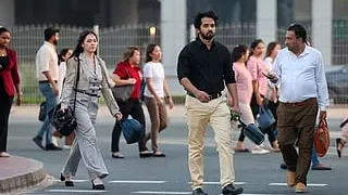 തൊഴിൽ നഷ്ട ഇൻഷുറൻസ് പുതുക്കിയില്ലെങ്കിൽ 200 ദിർഹം പിഴ; പുതിയ തൊഴിൽ പെർമിറ്റും തടയും: യുഎഇ മന്ത്രാലയത്തിന്റെ മുന്നറിയിപ്പ്