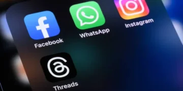 ഫേസ് ബുക്കും ഇൻസ്റ്റാഗ്രാമും പണി മുടക്കി.നിങ്ങൾക്കും അനുഭവമുണ്ടായോ?