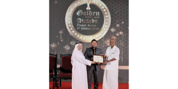 Mithun G. Panikkasery receiving the Golden Achievement Award 2026 at Hyatt Regency Thiruvananthapuram.