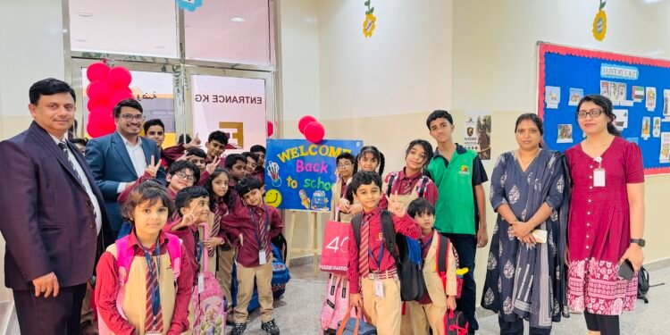 Future Gate Indian School in Sharjah reopens after summer vacation with cultural performances, student welcome activities, and educational orientation.