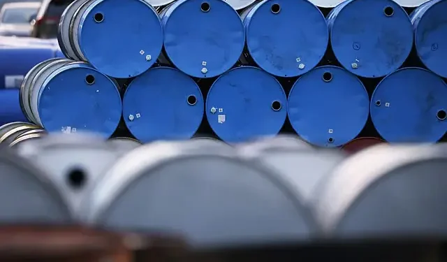 Kuwait Petroleum Corporation reports a $2.88 price surge for Kuwaiti crude oil to $87.44 per barrel, contrasting with slight drops in Brent and WTI crude futures.