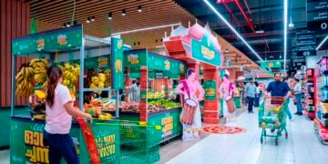 LuLu Hypermarket Onam Sadya display featuring traditional Kerala dishes and festive produce in UAE