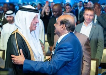 The 15th AIM Congress 2026 opens at Dubai World Trade Centre. LuLu Group Chairman Yusuff Ali and Indian state delegations explore trade and investment ties.