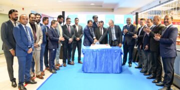 LuLu Exchange celebrates 17 years of operations in the UAE, operating over 170 branches and digital remittance services via the LuLu Money app.