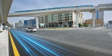 Flow of vehicles on Al Ittihad Road moving toward the upgraded Al Qiyadah Intersection in Deira, Dubai