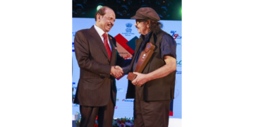 Cultural icon Soorya Krishnamoorthy passes away. LuLu Group Chairman M.A. Yusuff Ali condoles the demise of the Soorya Festival founder, recalling his historic legacy.
