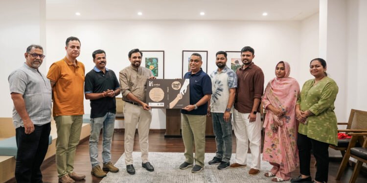 The cover of Hamza Kollath’s autobiography ‘Yatheemkutty’ was unveiled in Ajman ahead of the Sharjah International Book Fair. Read details on the book and launch.