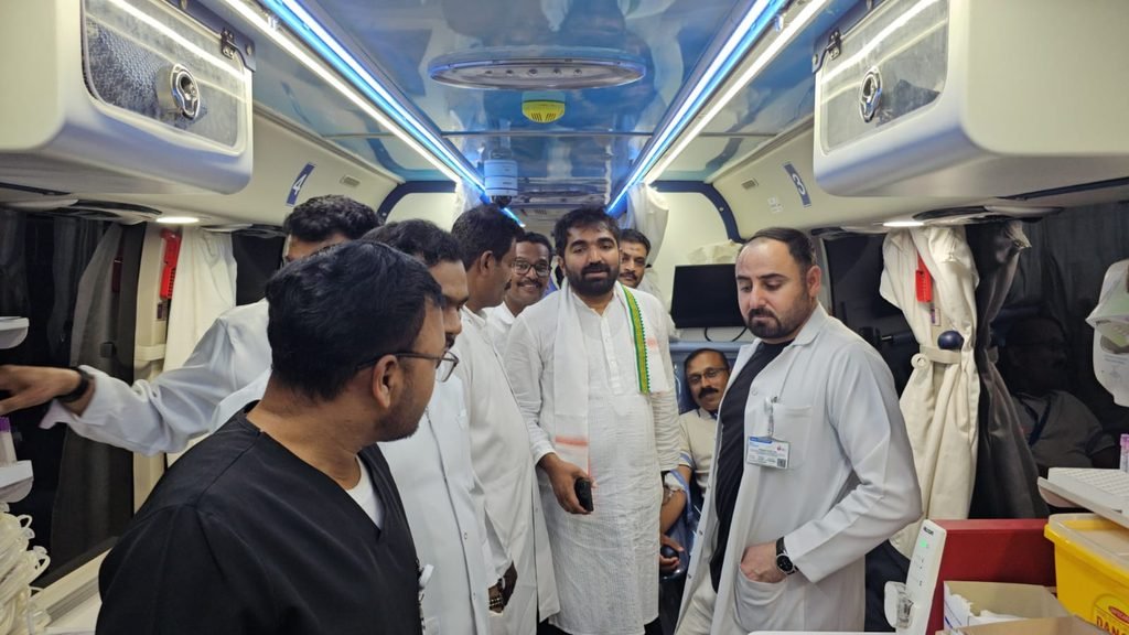 Mahatma Gandhi Cultural Forum organized a blood donation camp and health checkup at Indian Association Sharjah, inaugurated by Chandy Oommen MLA.